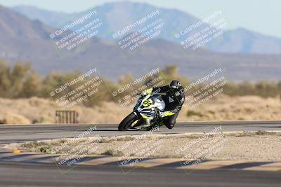 media/Dec-07-2025-CVMA (Sun) [[3e7d2de5dc]]/Race 15-Amateur Formula Open/